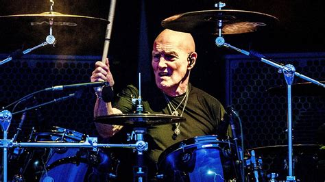 Chris Slade gives his verdict on new AC/DC drummer Matt Laug