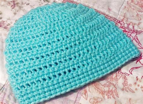 Free Pattern For Crochet Newborn Hat - Craft and Crochet