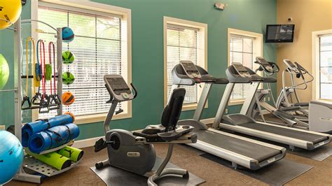 Fitness Center Equipment - Luxury Phoenix Apartments - Peoria