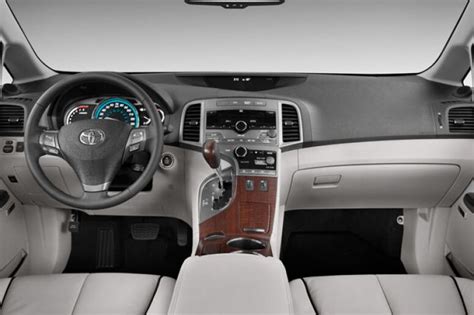 2010 Toyota Venza: 11 Interior Photos | U.S. News