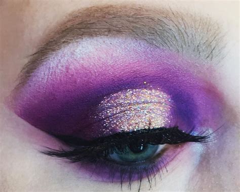 UPDATED: 30+ Striking Purple Eyeshadow Looks (August 2020)