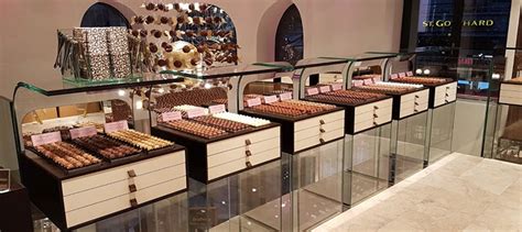 Candy Store Design Interior, Finishes and Branding