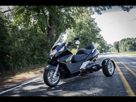 Motor Trike Honda Silverwing Trike Kit Available - autoevolution