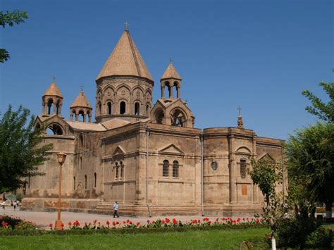 Armenian Religion | iArmenia: Armenian History, Holidays, Sights, Events