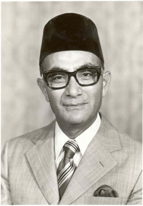 Tun Hussein Onn: One of the Greats – Perdana Leadership Foundation