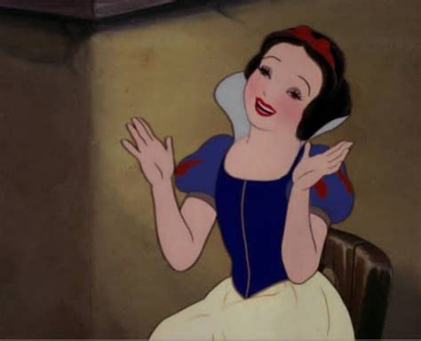 Branca de Neve batendo palma Seven Dwarfs, The Seven, First Kiss, Disneyland Paris, Forest ...