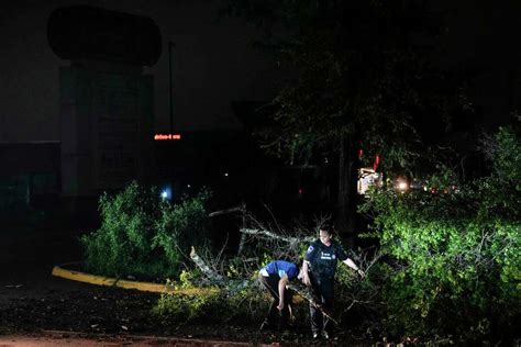 Houston weather: Powerful overnight storm knocks out power to 115K