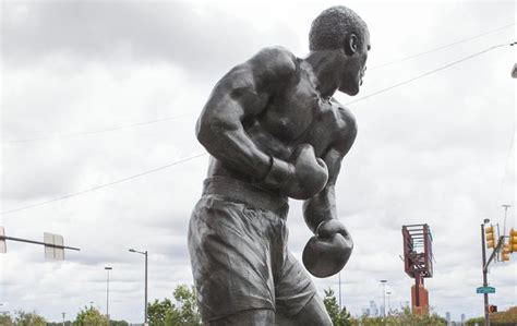 Gallery: Unveiling of Smokin' Joe Frazier statue Xfinity Live! | PhillyVoice