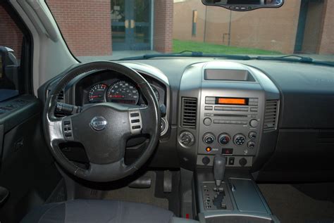 2005 Nissan armada interior pics