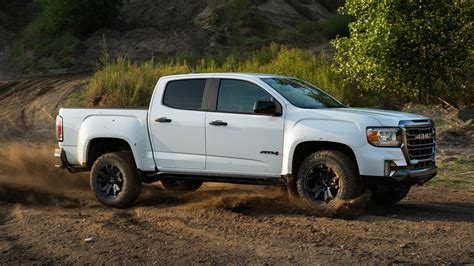 2021 GMC Canyon AT4 made more capable with Off-Road Performance Edition