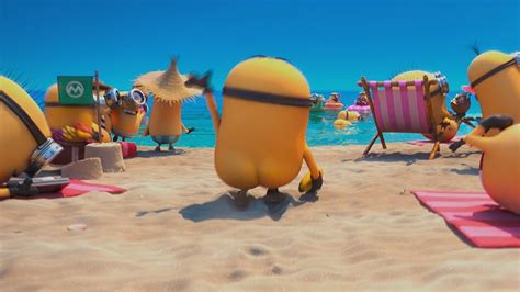 Despicable Me 2 - Minions in the Beach - YouTube