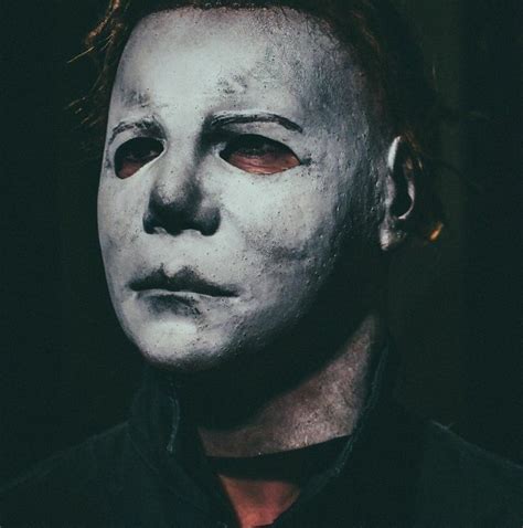 The 25+ best Michael myers mask ideas on Pinterest | Halloween michael ...