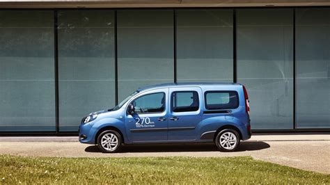 Renault Kangoo Maxi ZE 33 (2017-2022) price and specifications - EV ...