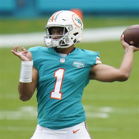 4 Ways the Dolphins Can Get Tua and the Passing Attack Rolling | News ...