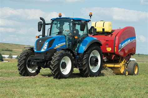 New Holland re-engineers its T5 tractors - Grainews