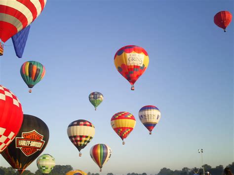 File:Great Balloon Race.jpg