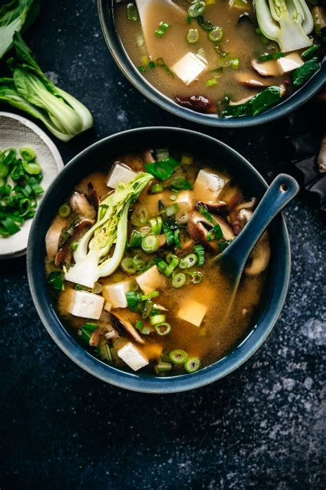 Vegan Miso Soup with Tofu and Mushrooms | Crowded Kitchen