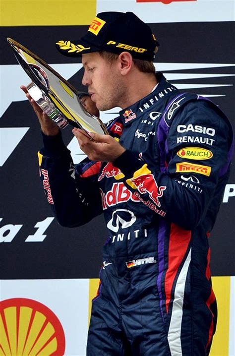 Motor Sport Images: Sebastian Vettel Wins the 2013 Formula 1 Shell ...