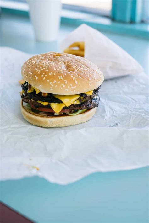 50 Best Low Calorie Fast Food Burgers under 500 Calories