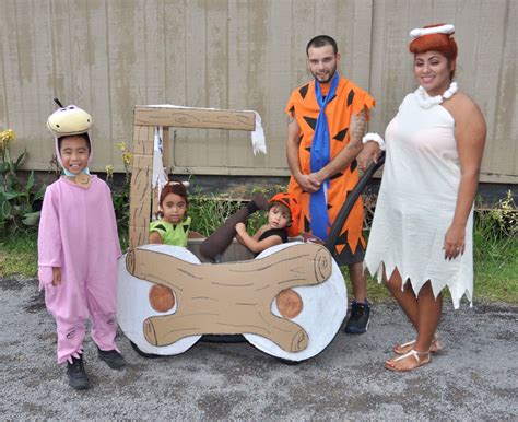 Flintstones costumes. I made everything but Dino costume. | Flintstones ...