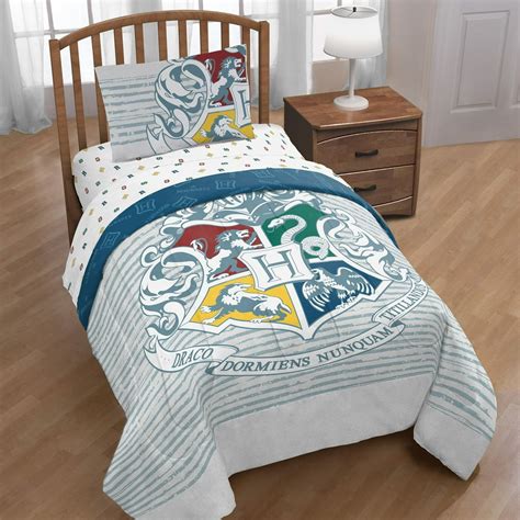 Harry Potter Hogwarts Crest Bed in a Bag Bedding Set w/ Reversible Comforter - Walmart.com ...