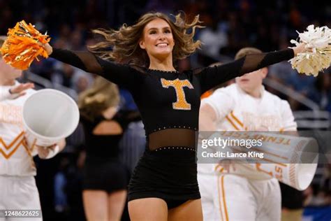 Tennessee Cheerleaders Photos and Premium High Res Pictures - Getty Images