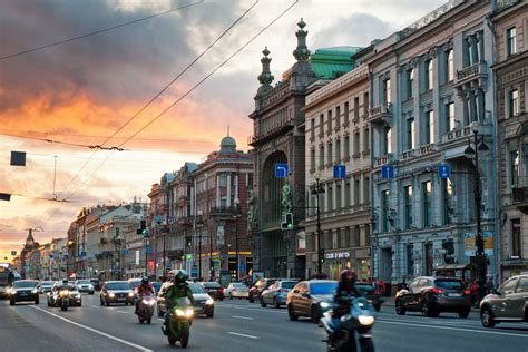 Nevsky Prospekt (1720) - Attractions, Saint-Petersburg