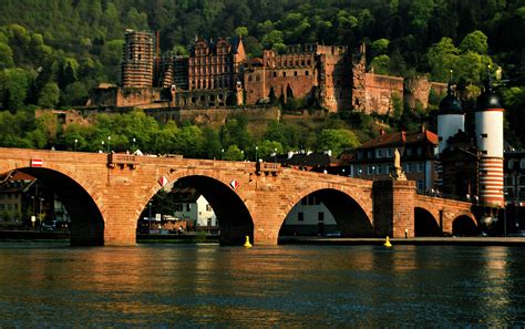 File:Heidelberg Castle and Bridge.jpg - Wikipedia