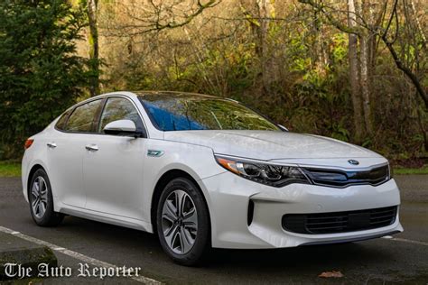 2017 Kia Optima Hybrid EX Review - The Auto Reporter