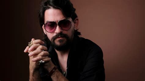 Chris Shiflett's 'Walking the Floor' Podcast: Shooter Jennings