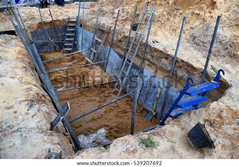 Pier Foundation Construction Site Stock Photo 539207692 | Shutterstock