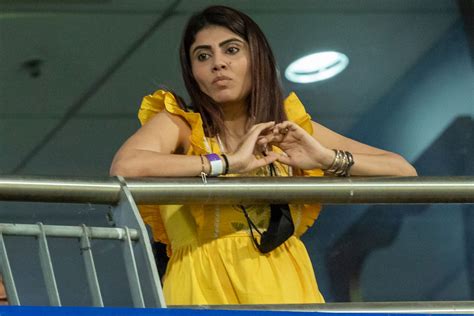 IPL 2022: Dejected Mrs Jadeja As CSK Lose Again - Rediff Cricket