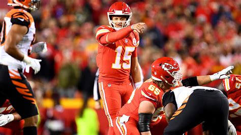 Chiefs vs. Bengals: Patrick Mahomes Highlights