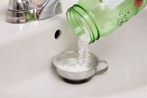 Learn How to Unclog a Drain With Baking Soda and Vinegar | Baking soda ...