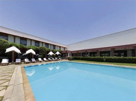 Best Price on Trident Agra Hotel in Agra + Reviews!