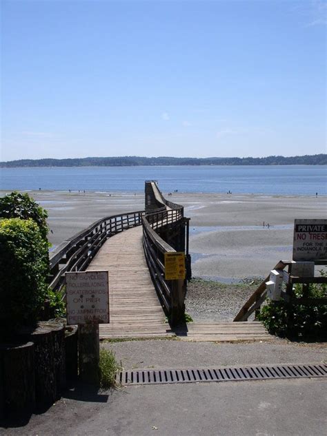 Indianola beach and boardwalk in washington! Some of my all time favorite memories of summer are ...