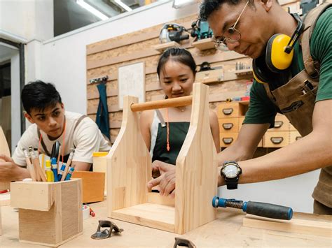 7 Best Woodworking Classes in Singapore in 2023 - Seek Sophie