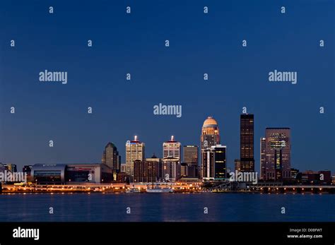 Louisville Kentucky Skyline at Dawn Stock Photo - Alamy