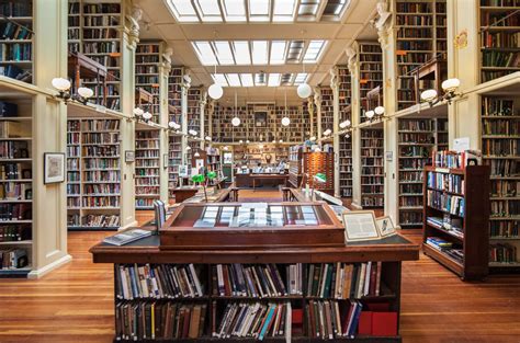 Walking Tour: Rare Books & Beautiful Art in Providence