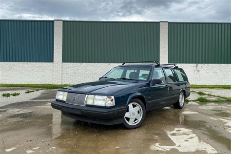 Daniel Golson's 1994 Volvo 940 Turbo wagon is both terrible and amazing - CNET