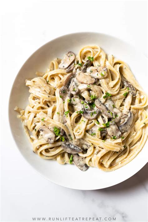 Easy Creamy Mushroom Pasta Recipe