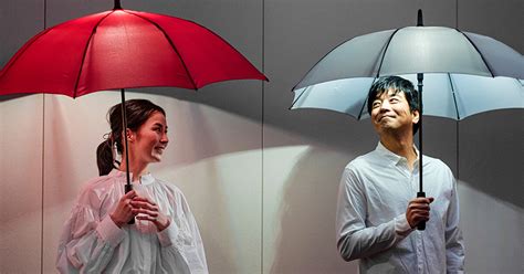 umbrella lantern with built-in LED lights keeps you safe on your rainy late night walks