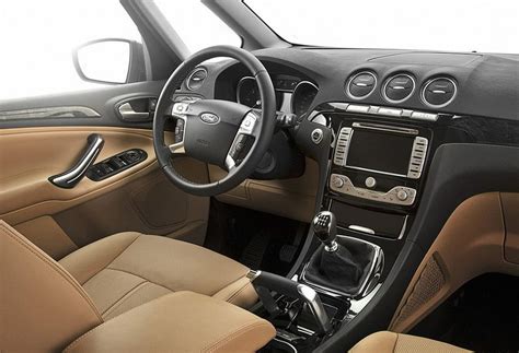 Ford Galaxy - Interior photos of.