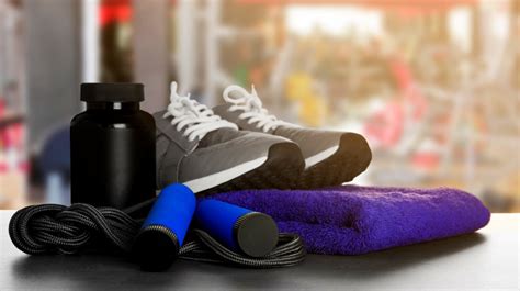 27 Best Gift Ideas for Fitness Buffs and Gym-Goers