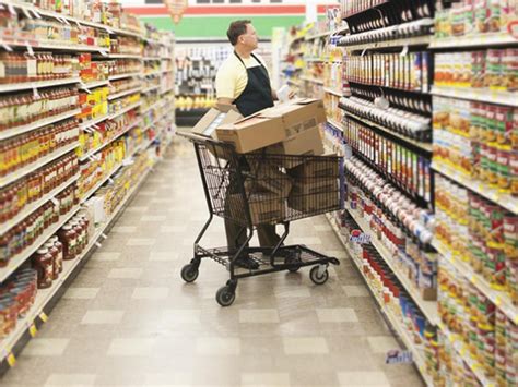 Supermarket Employee Fired For Showing Up Early And Working Extra Hours