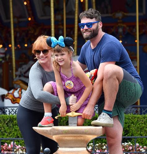 Bryce Dallas Howard spends magical day at Disneyland | Daily Mail Online