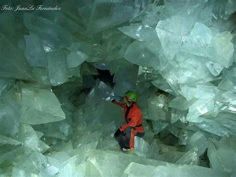 13 best CRYSTAL CAVES images on Pinterest | Crystal caves, Gemstones and Crystals