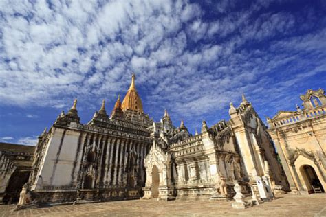 Ananda Temple - The Legendary White-Snow Temple in Bagan