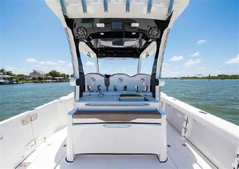 2023 Edgewater 370CC Boat EDGEWATER 37' 2023 | YATCO