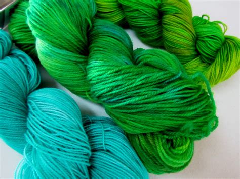 Fibermania: Yarn Dyeing Tutorial Number Two